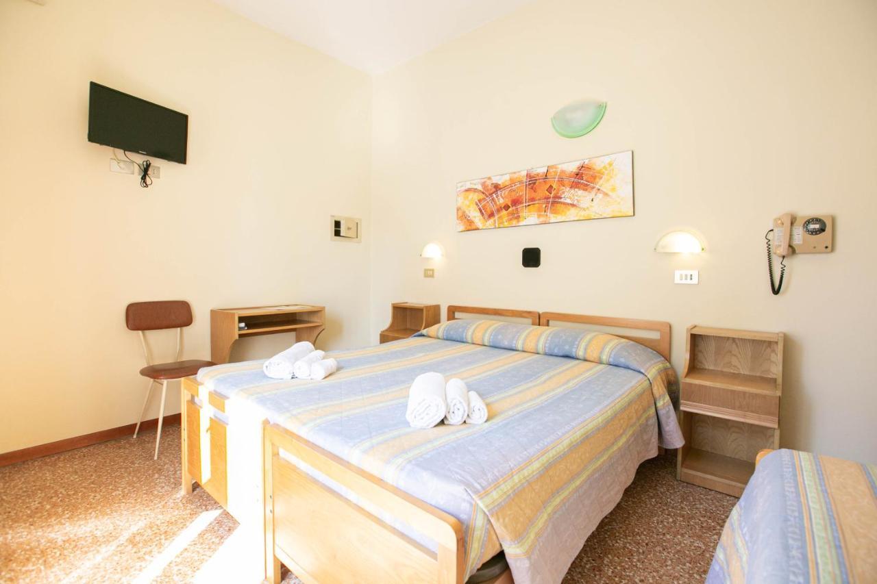 Hotel Ischia Rimini Dış mekan fotoğraf