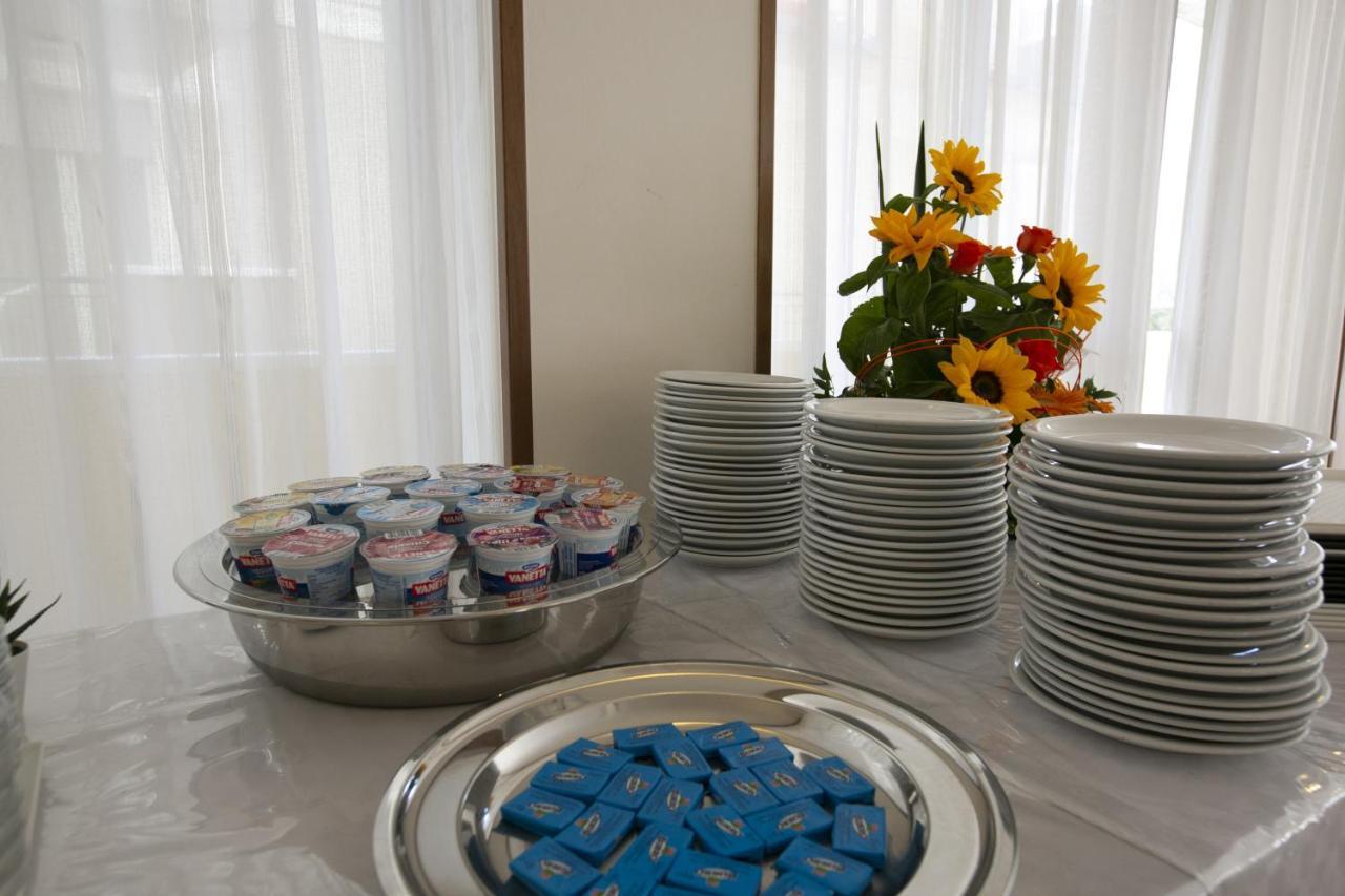 Hotel Ischia Rimini Dış mekan fotoğraf