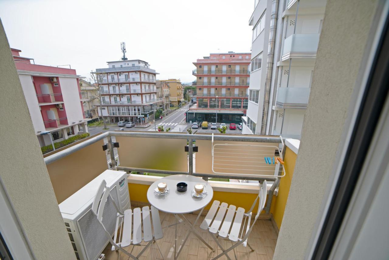 Hotel Ischia Rimini Dış mekan fotoğraf