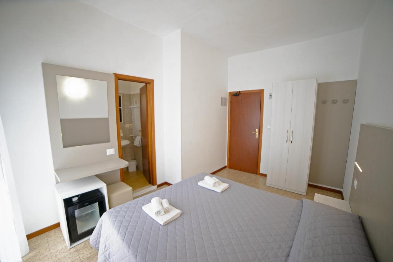 Hotel Ischia Rimini Dış mekan fotoğraf