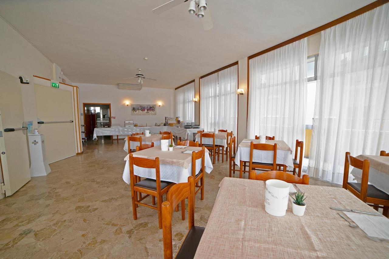 Hotel Ischia Rimini Dış mekan fotoğraf
